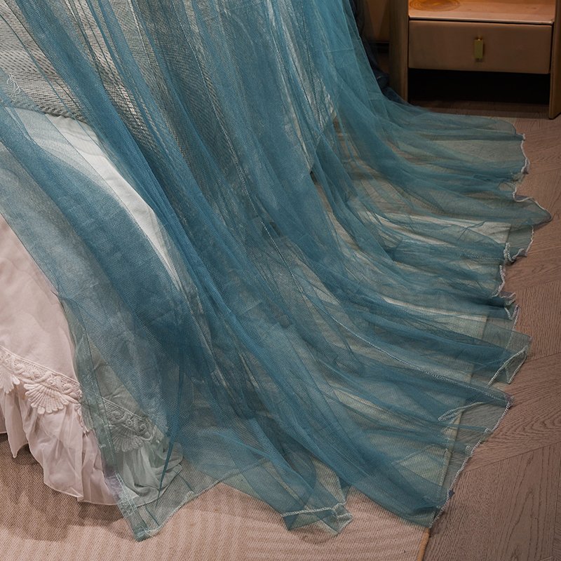 Ciel de Lit Bleu | Brume de Minuit