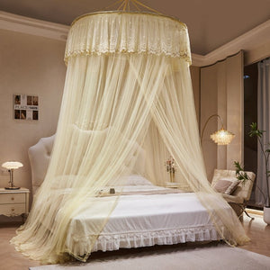 Ciel de Lit Jaune Pastel | Satin Doré