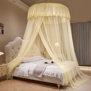 Ciel de Lit Jaune Pastel | Satin Doré